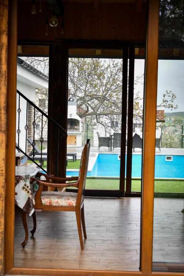City Escape Luxury Villa Zuce Extérieur photo