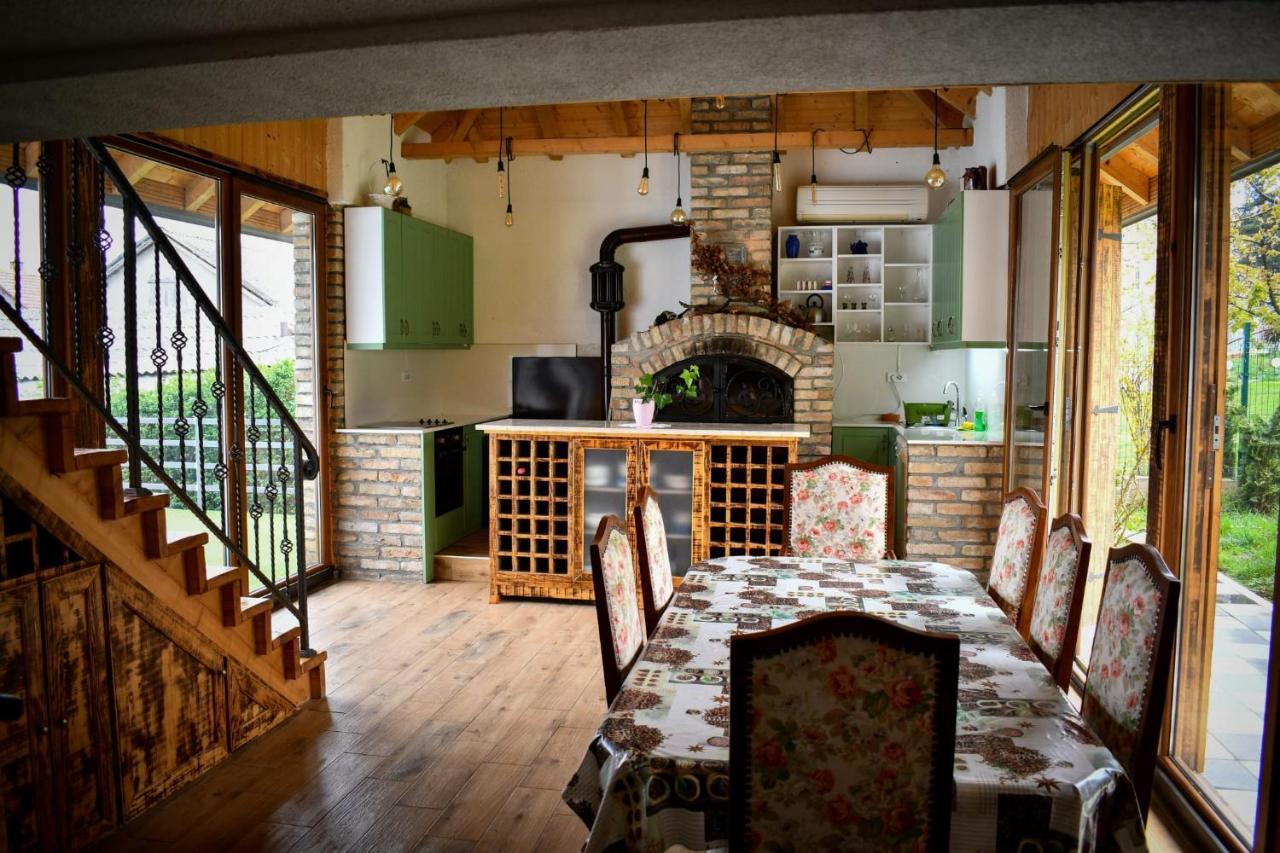 City Escape Luxury Villa Zuce Extérieur photo